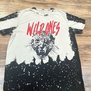 Guess men’s t shirt